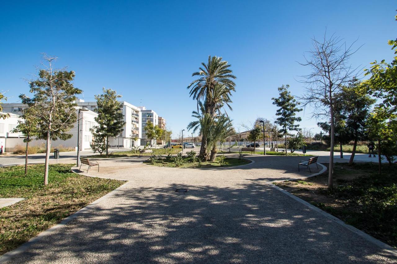 Grabador Ciudad De Las Artes Y Las Ciencias Mid-Term Apartment Valencia Exterior photo